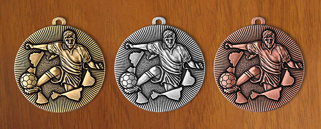 medal 50 mm brzowy pika nona (stara kolekcja) puchary statuetki medale