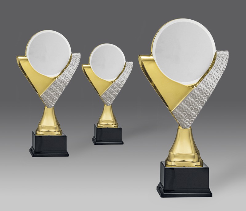 Puchar 5208 3, h.48 puchary statuetki medale