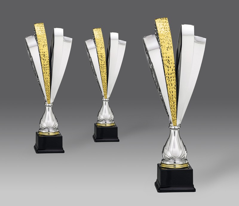 Puchar 5219 3, h.54 puchary statuetki medale